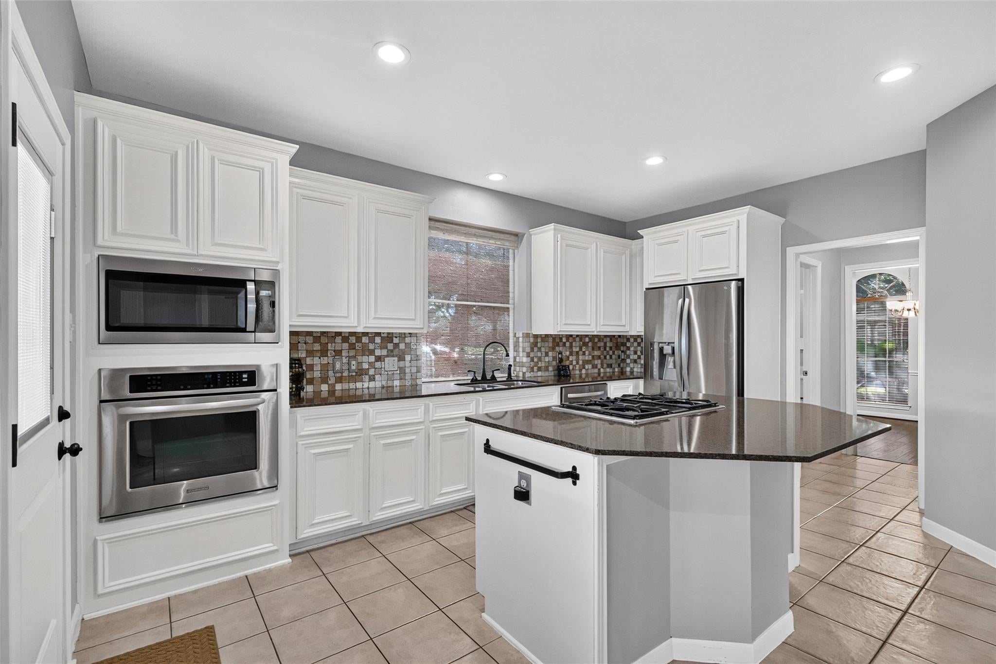120 Crescent Bay Drive