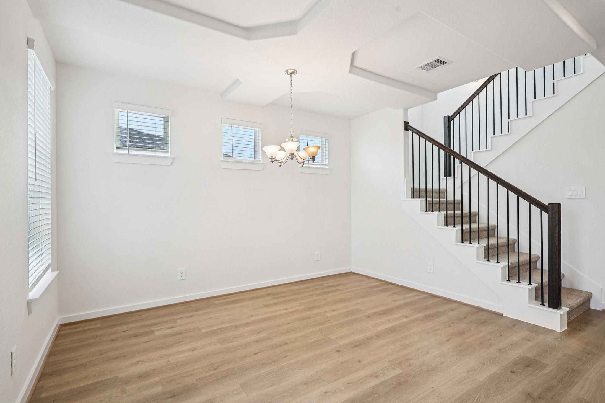6005 Mockingbird Lodge Lane