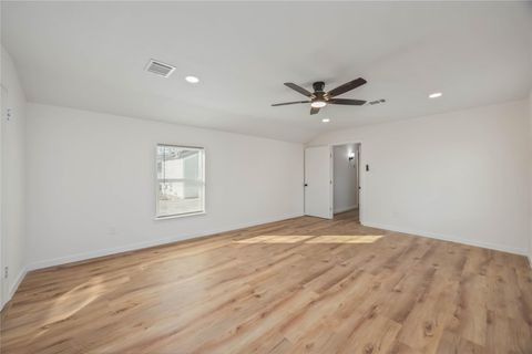 Tiny photo for 5942 Ridgeway Drive, Houston, TX 77033 (MLS # 78097397)