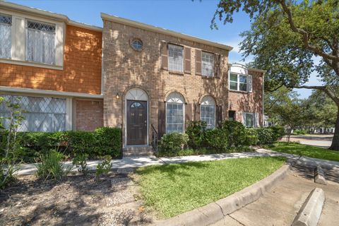 6404 Burgoyne Road 159 Houston TX 77057