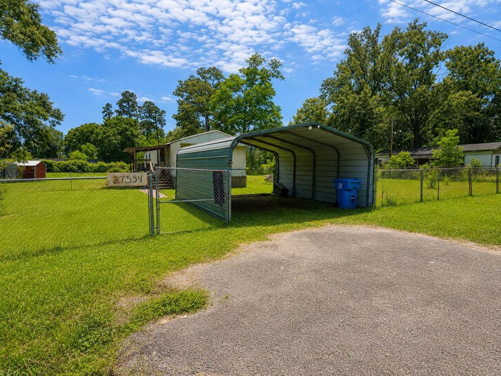 Photo of 27554 Spanish Oaks Drive, New Caney, TX 77357 (MLS # 14984540)