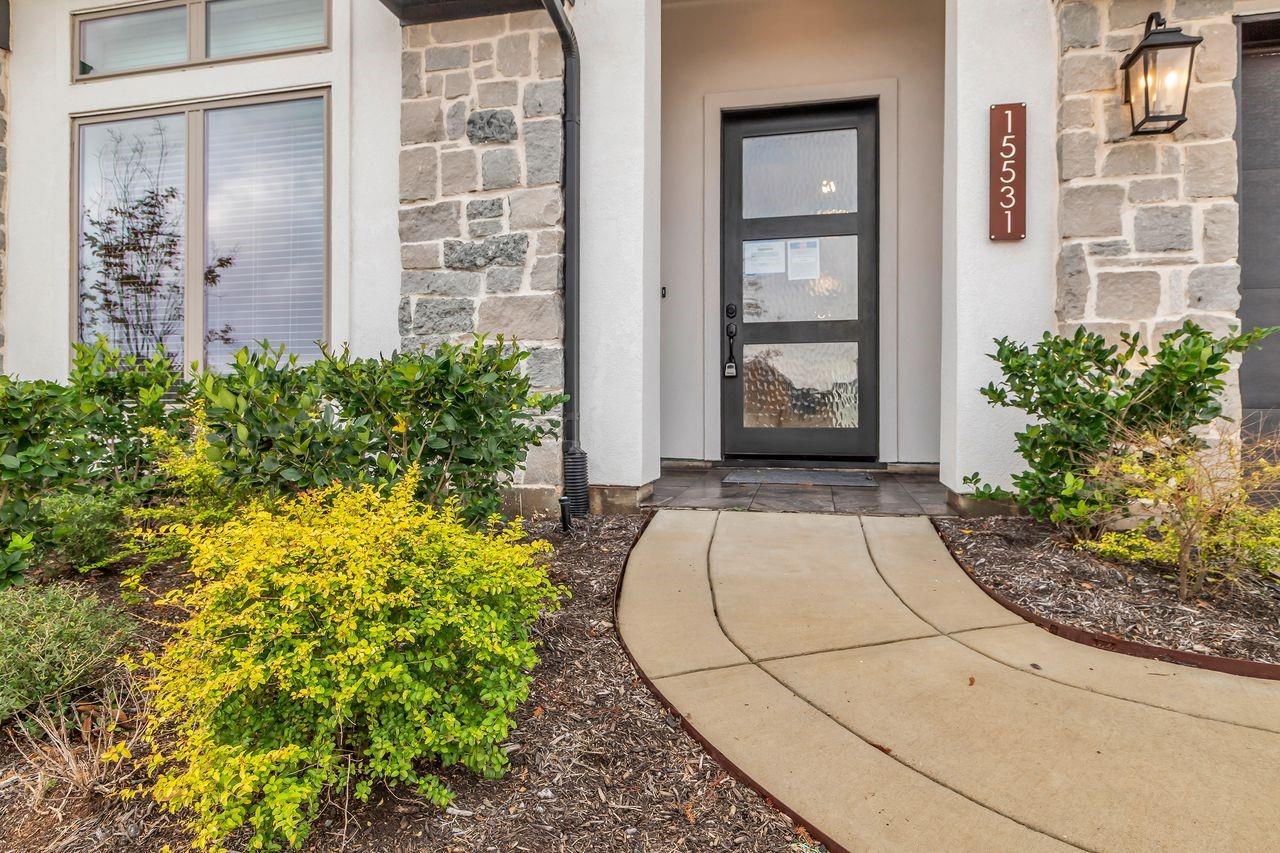 15531 Vauxs Swift Lane