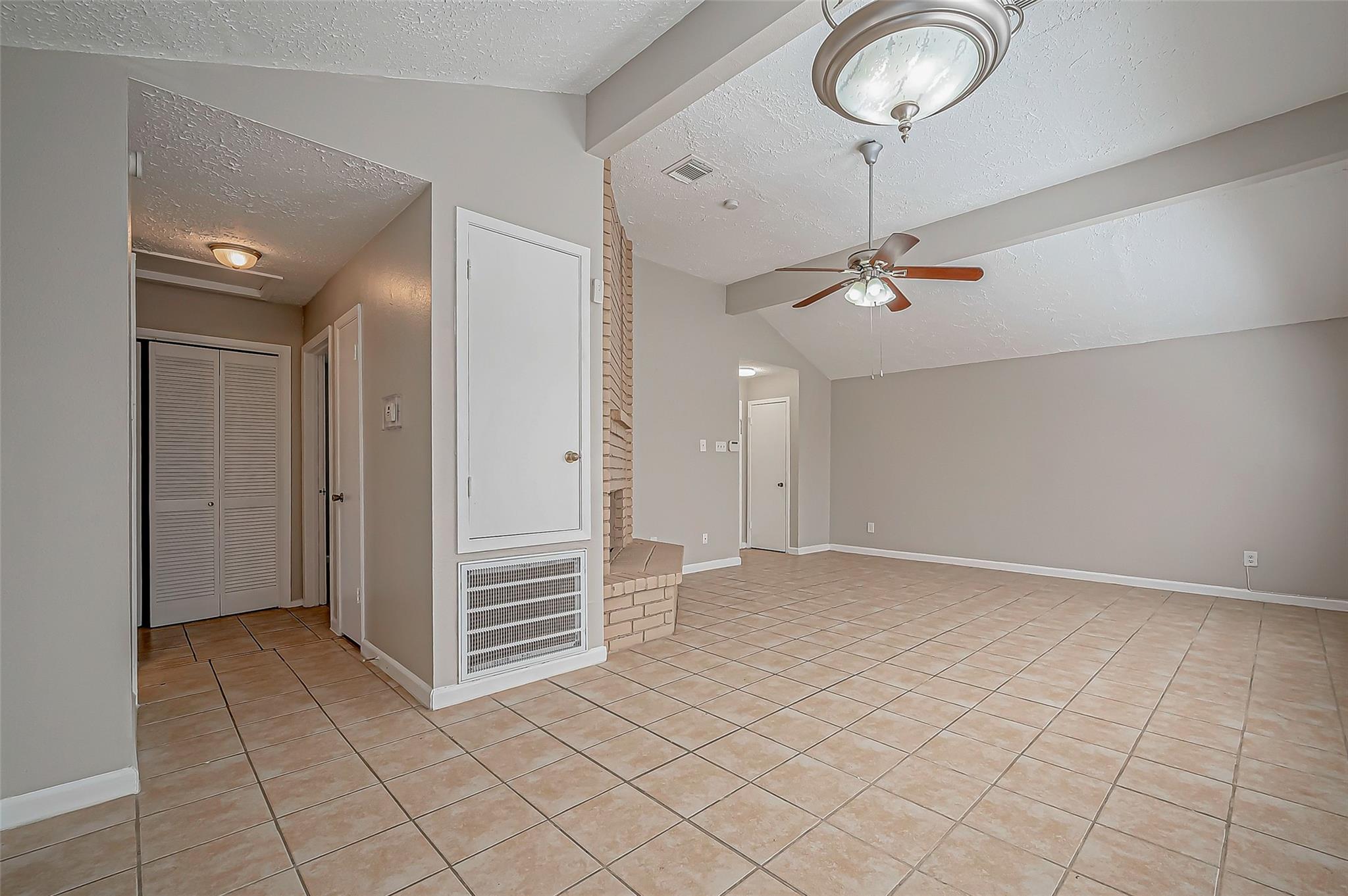 7111 Village Lake Drive