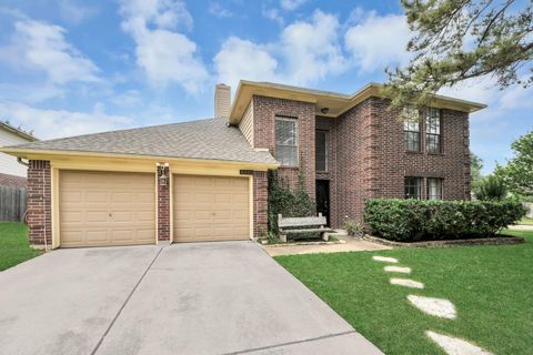 Photo of 8402 Rose Garden Drive, Houston, TX 77083 (MLS # 4030451)