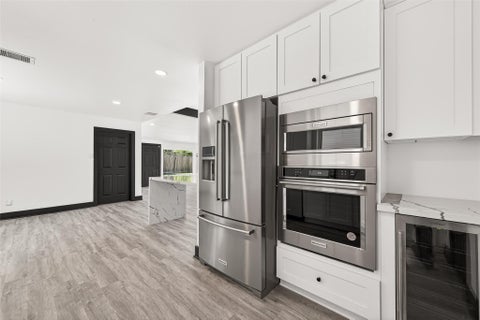 Tiny photo for 9519 Moorberry Lane, Houston, TX 77080 (MLS # 11789322)