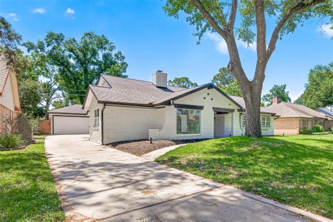 Tiny photo for 9519 Moorberry Lane, Houston, TX 77080 (MLS # 11789322)