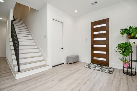 Tiny photo for 7603 Jacquelyn Gardens Lane, Houston, TX 77055 (MLS # 96538691)