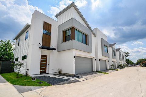 Tiny photo for 7603 Jacquelyn Gardens Lane, Houston, TX 77055 (MLS # 96538691)