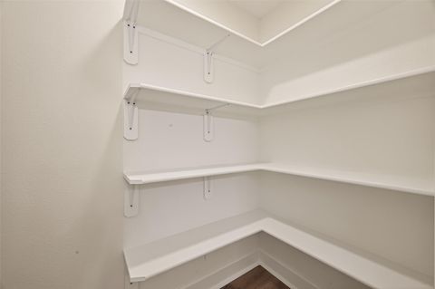 Tiny photo for 915 W Lewis Street, Conroe, TX 77301 (MLS # 10393438)