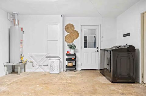 Tiny photo for 9651 Richmond Avenue, Houston, TX 77063 (MLS # 65788624)