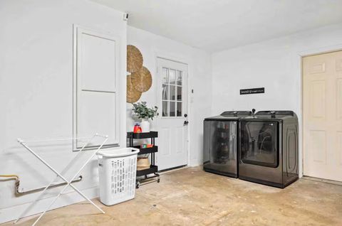 Tiny photo for 9651 Richmond Avenue, Houston, TX 77063 (MLS # 65788624)