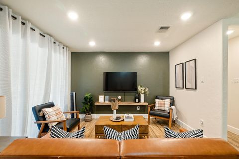 Photo of 9651 Richmond Avenue, Houston, TX 77063 (MLS # 65788624)