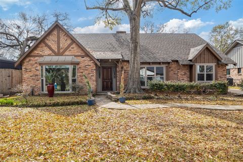 Photo of 10503 Raritan Drive, Houston, TX 77043 (MLS # 82789049)