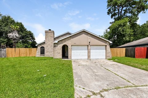 Photo of 7207 Foxwick Lane, Humble, TX 77338 (MLS # 9999564)