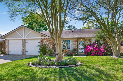 Photo of 7211 Shady Arbor Lane, Houston, TX 77040 (MLS # 22579591)