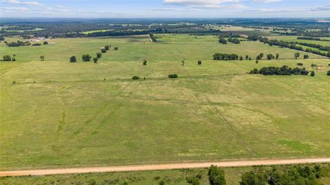 Photo of 8 County Road 318, Caldwell, TX 77836 (MLS # 70174851)
