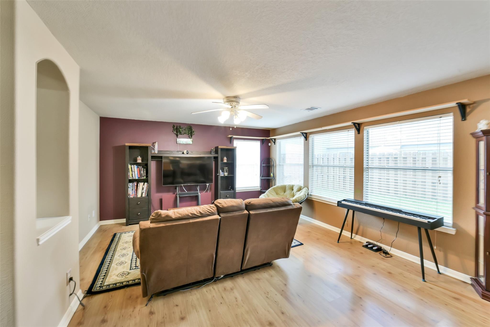 3339 Painted Meadow Circle