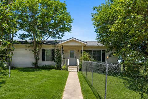 Photo of 1026 Beach Vw, Seven Points, TX 75143 (MLS # 8469388)