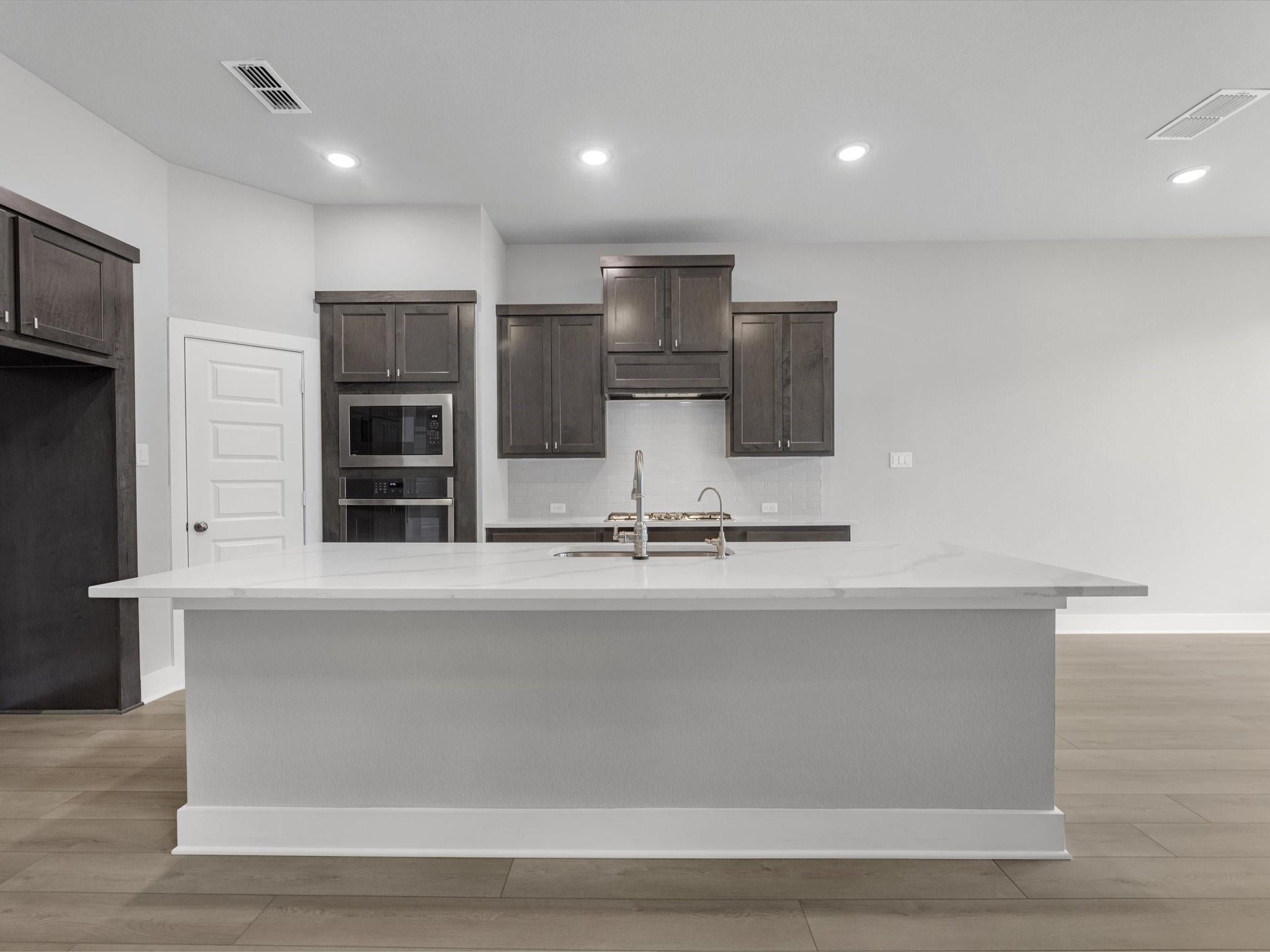 22607 Ruby Forest Road