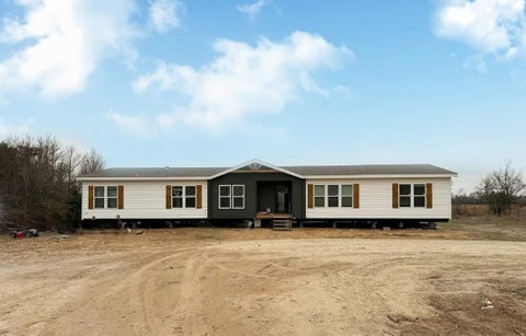 Photo of 2408 W Hwy 79, Buffalo, TX 75831 (MLS # 15069640)