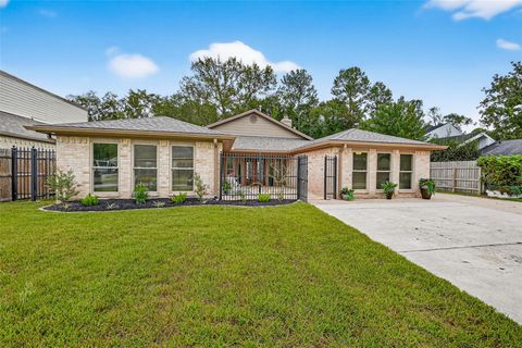 Photo of 13510 Cedar Point Drive, Cypress, TX 77429 (MLS # 10481750) Photo of 13510 Cedar Point Drive, Cypress, TX 77429 (MLS # 10481750)