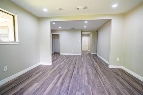 Photo of 7130 Heath Street St, Houston, TX 77016 (MLS # 31324276)