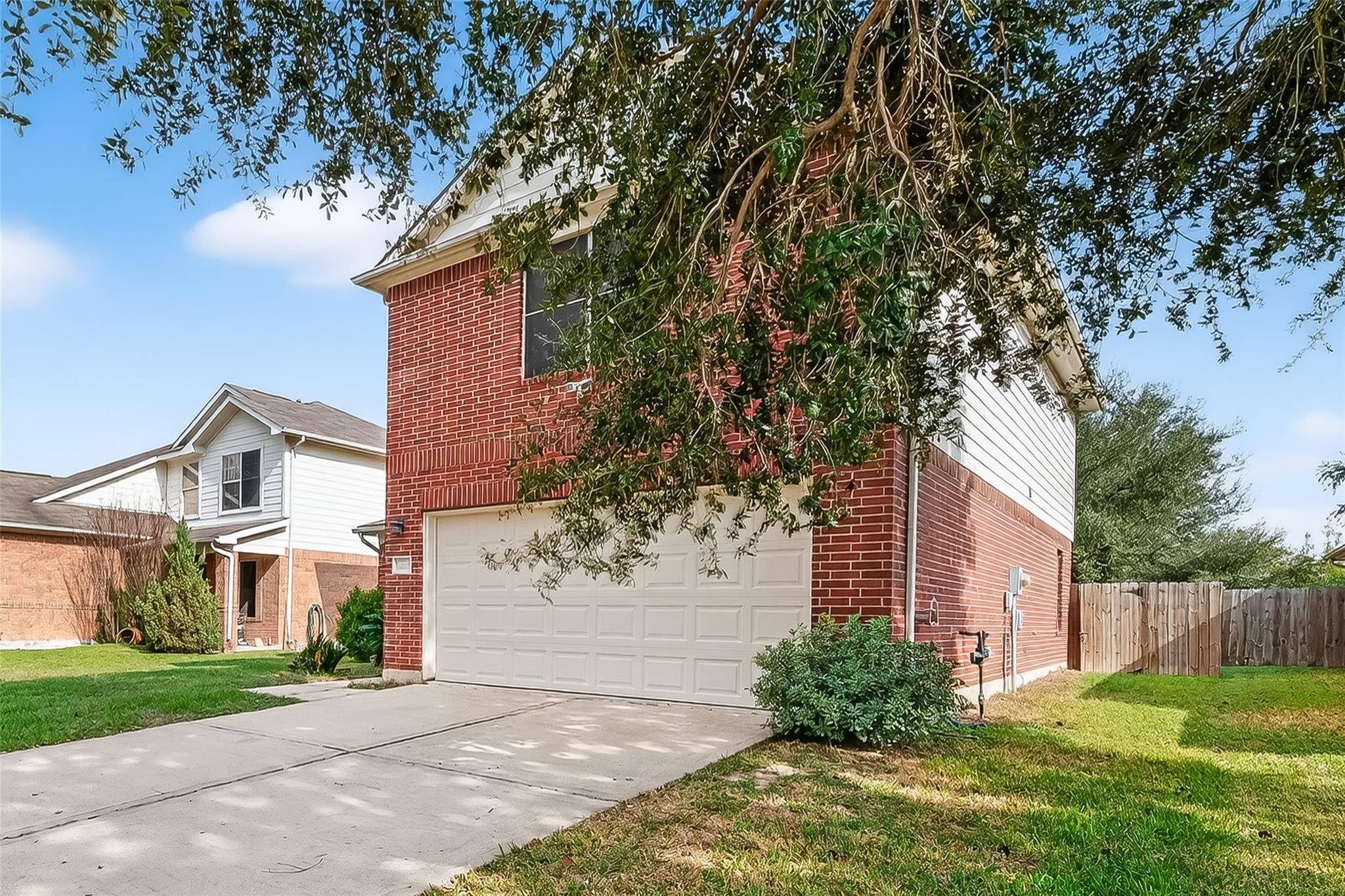 6626 Stonecross Creek Lane