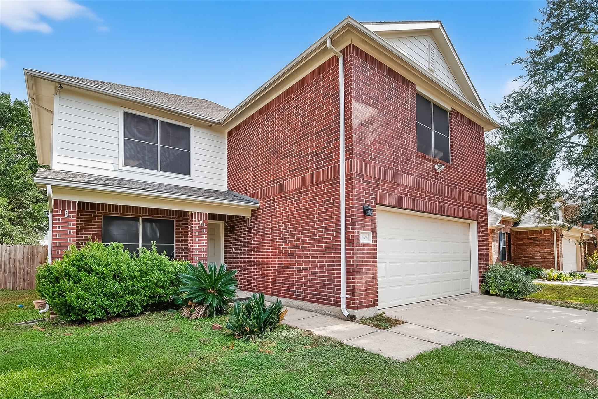 6626 Stonecross Creek Lane