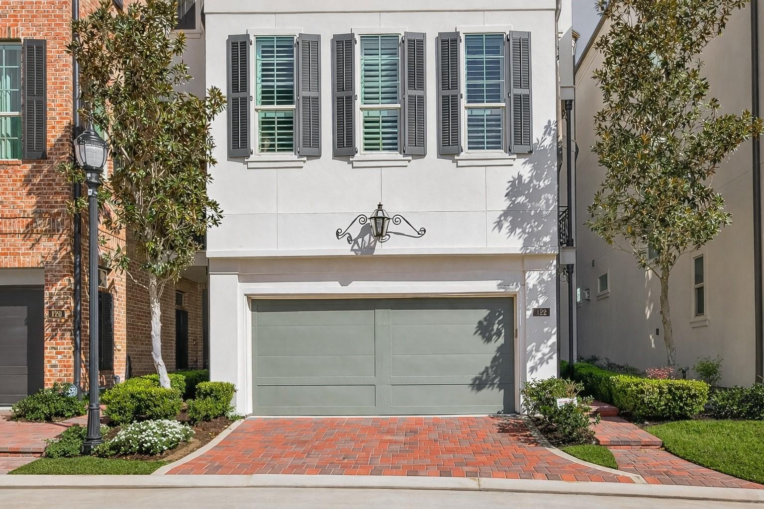 122 Gateway Park Place