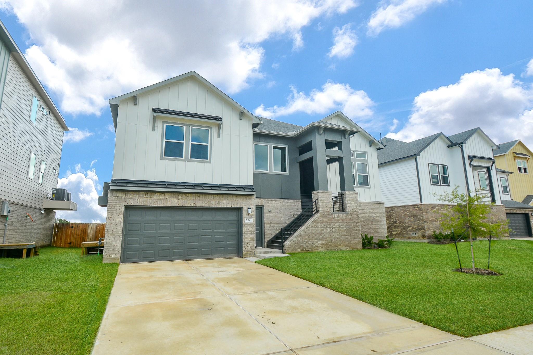 20642 Dynamic Court