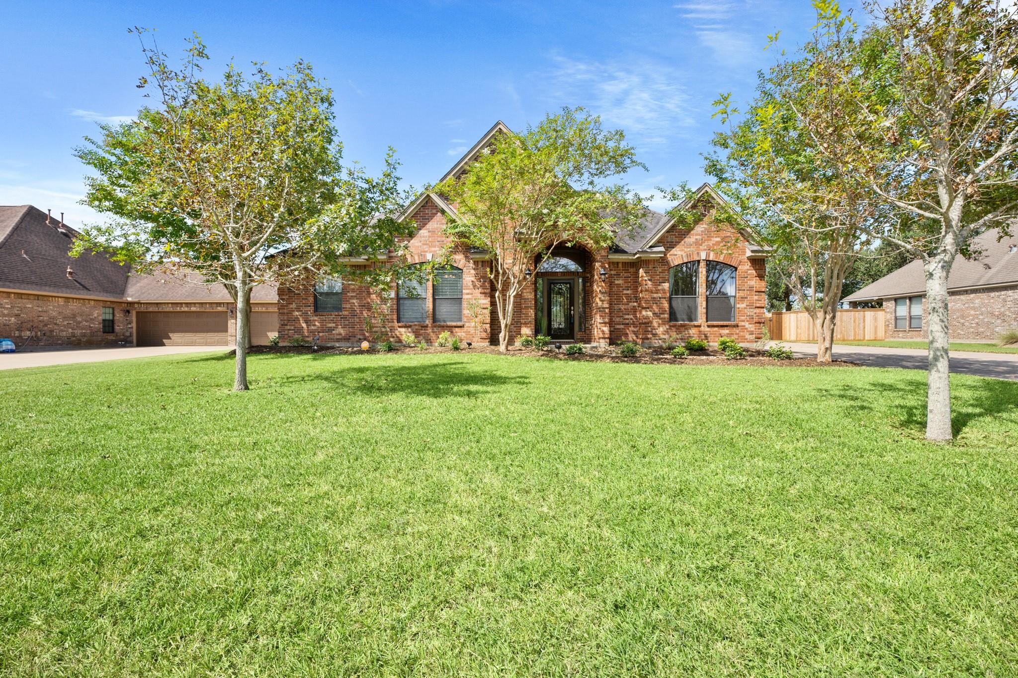 111 Deerwood Drive