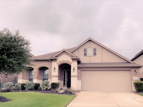 Photo of 13223 Alcott Forest Lane, Rosharon, TX 77583 (MLS # 65822858)