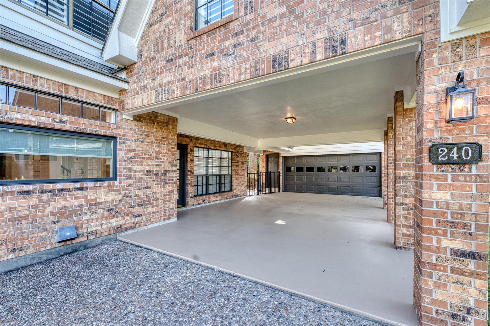 240 Edgewood Dr