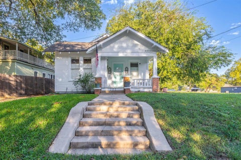 Photo of 202 Ross Street, Brenham, TX 77833 (MLS # 77886196)
