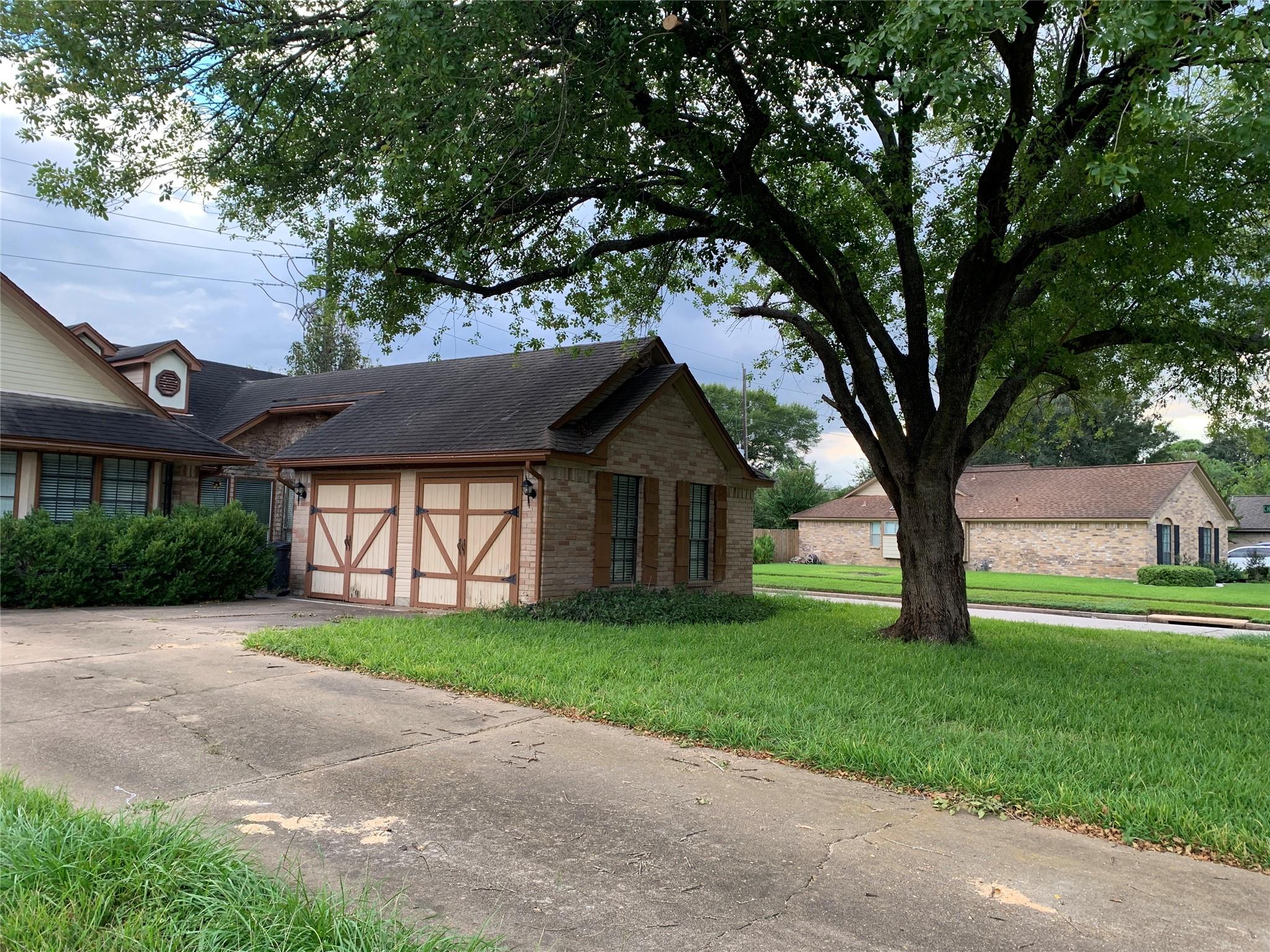 22835 Indian Ridge Lane