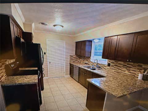 Homes For Rent - 2206 Palomar Street<br/> Baytown, TX 77520