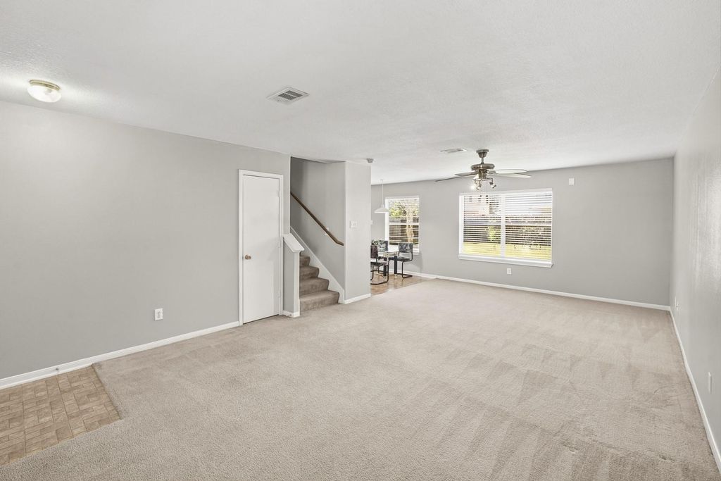 Photo of 3211 Barkers Crossing Avenue, Houston, TX 77084 (MLS # 32591314)