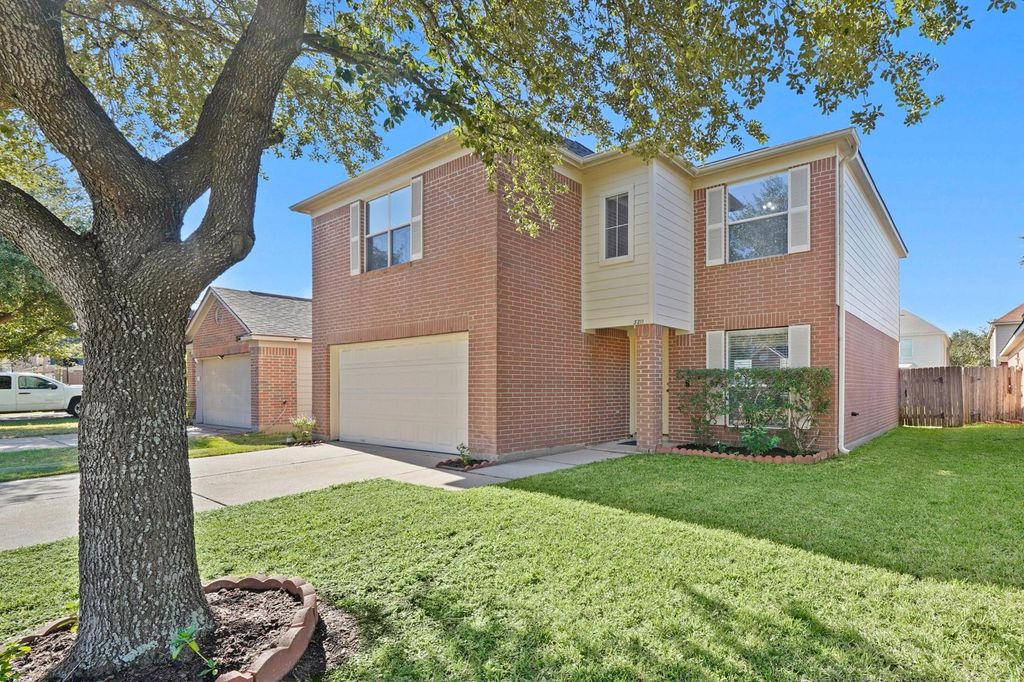 Photo of 3211 Barkers Crossing Avenue, Houston, TX 77084 (MLS # 32591314)