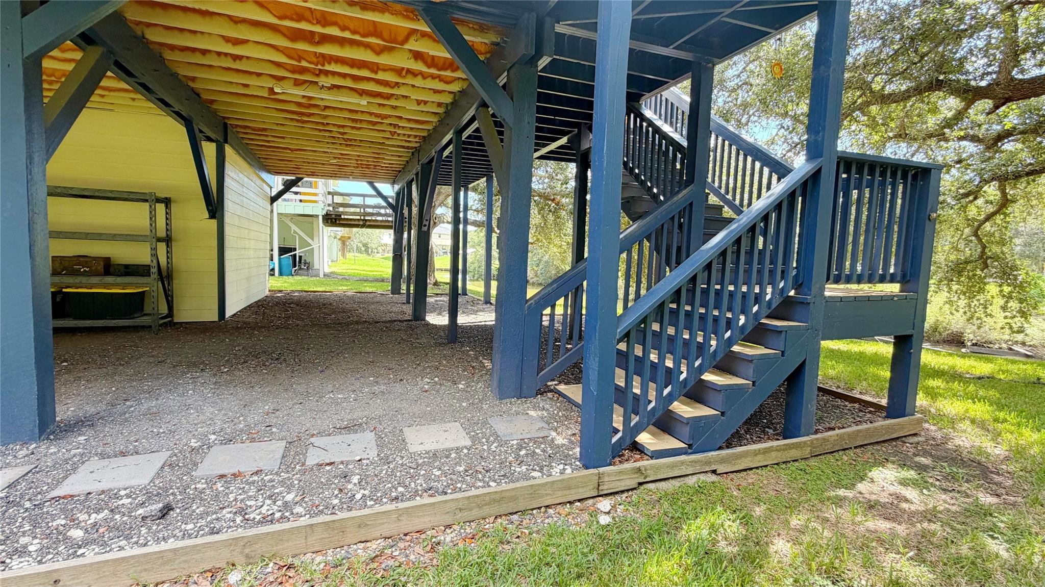 6114 Lazy Lane