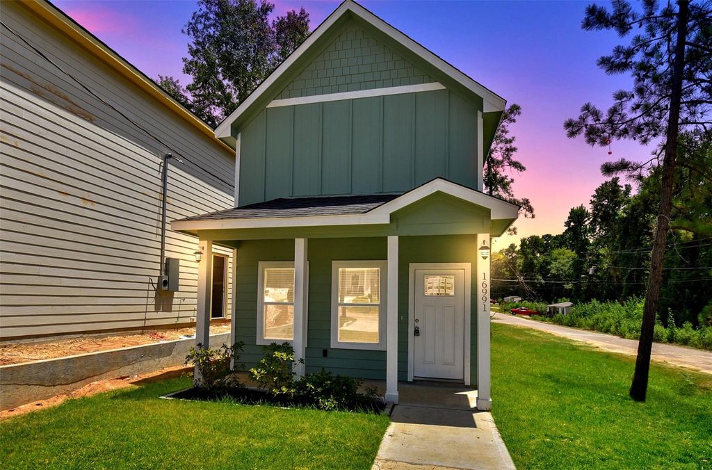 Photo of 16991 W Dounreay, Montgomery, TX 77316 (MLS # 938575)