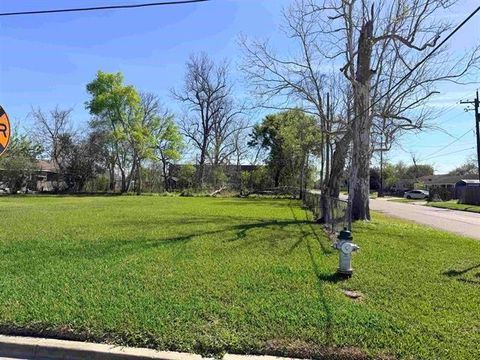 Vacant Land For Sale - 2485 Franklin Street<br/> Jefferson County, Beaumont, TX 77701