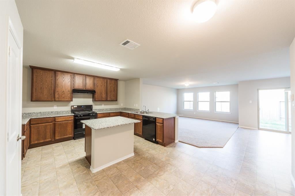 2534 Sandbar Shark Court