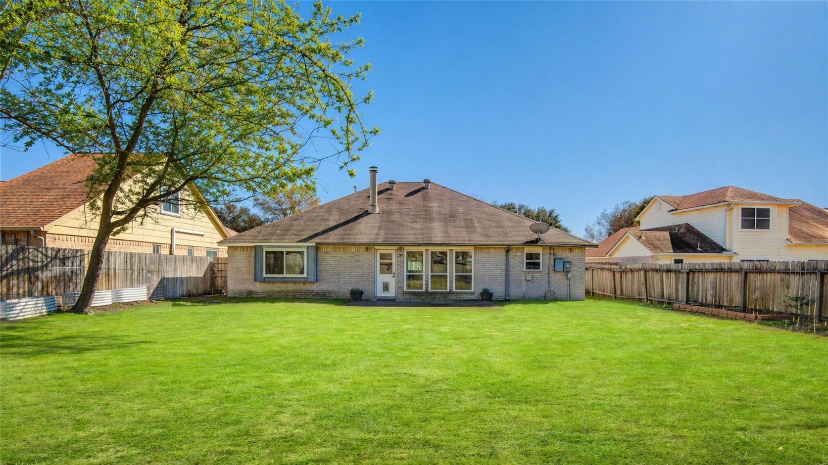 12210 Three Lakes Boulevard