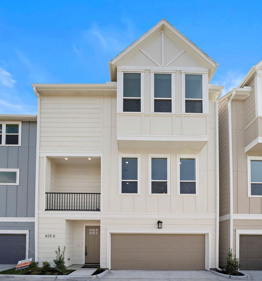 Photo of 835 Elkhart Street #D, Houston, TX 77091 (MLS # 47671480)