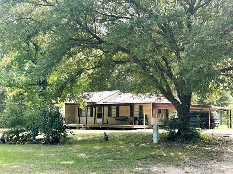 Photo of 547 Fm-105, Buna, TX 77615 (MLS # 6015274)