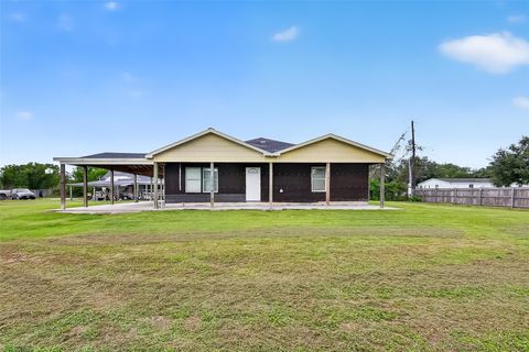 Photo of 6014 Linda Drive, Rosharon, TX 77583 (MLS # 88551319)
