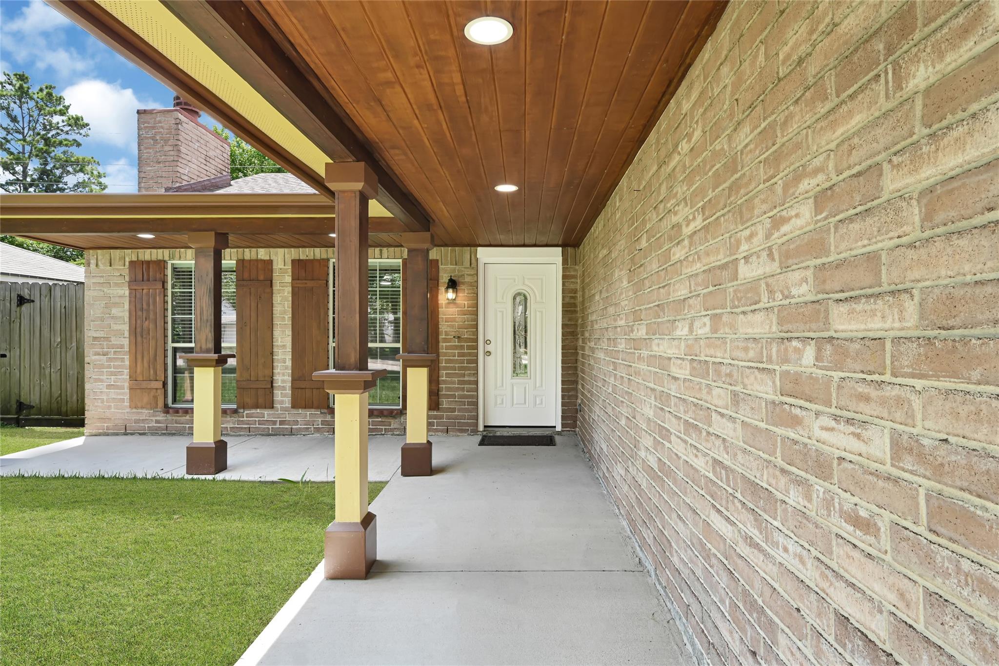 4806 Hickorygate