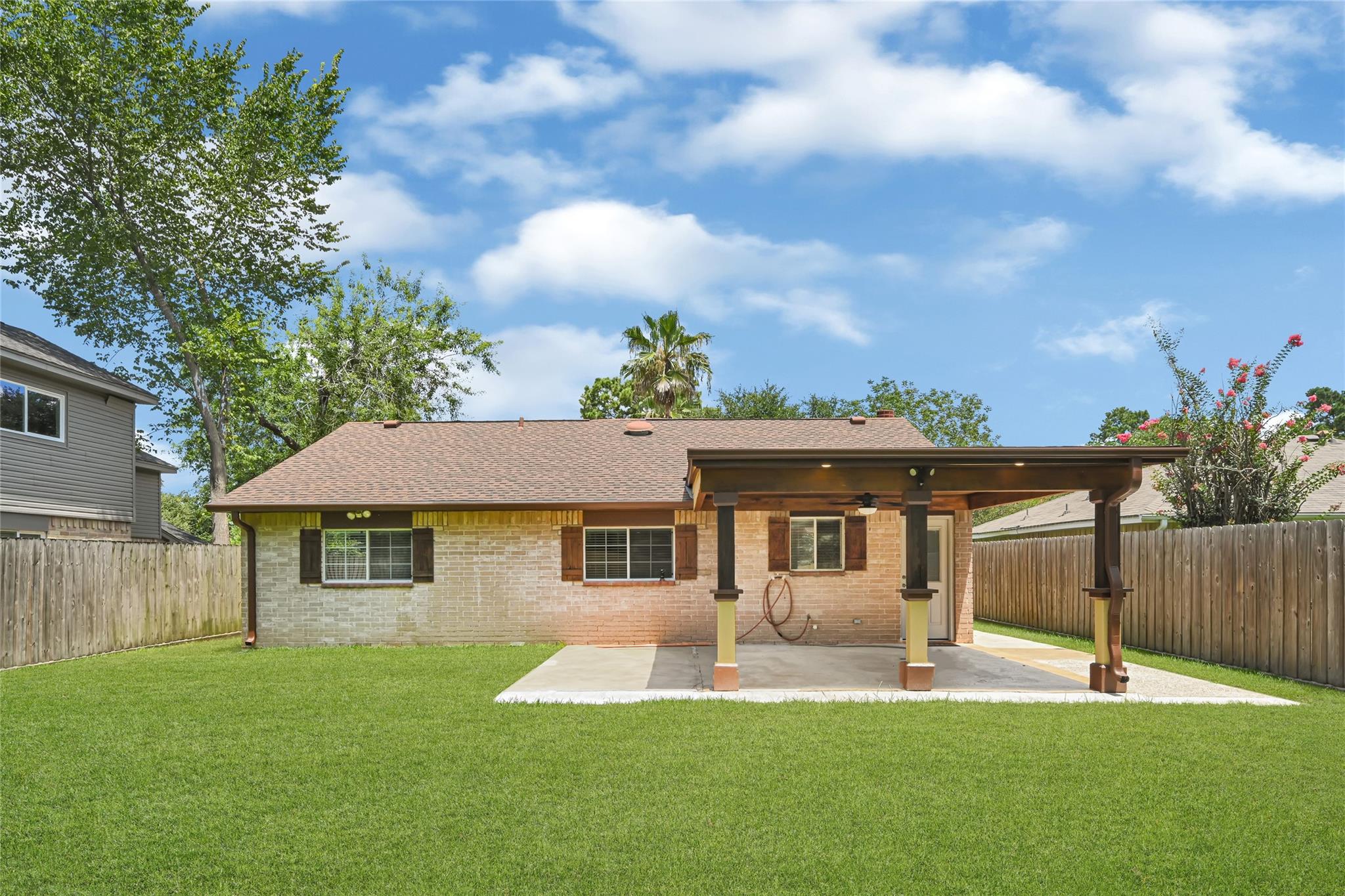 4806 Hickorygate