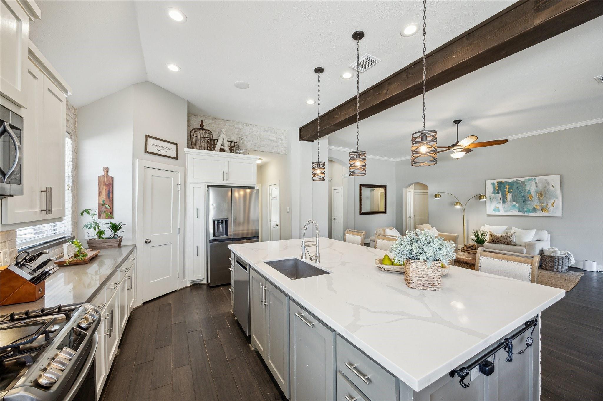21427 Wild Jasmine Lane
