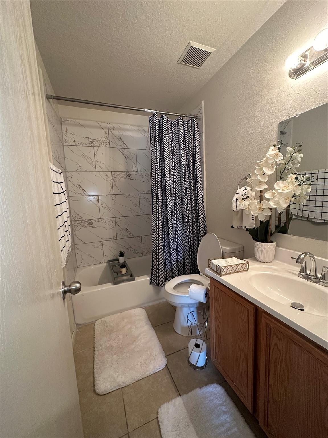 3434 Dartmouth Field Lane